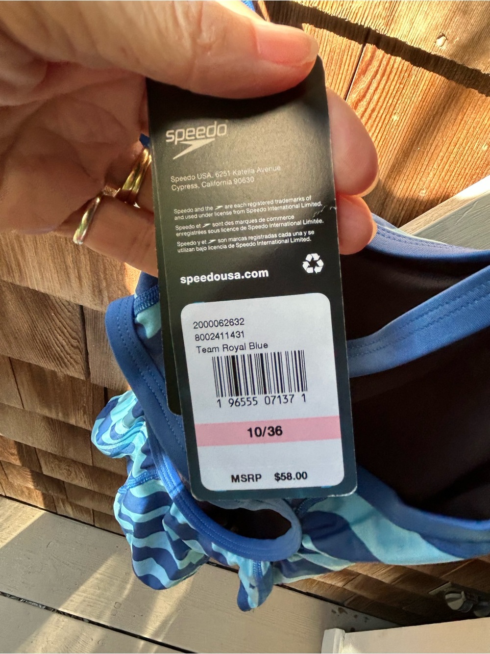 NWT Women’s Speedo Swimsuit Size 10 - Picture 4 of 5